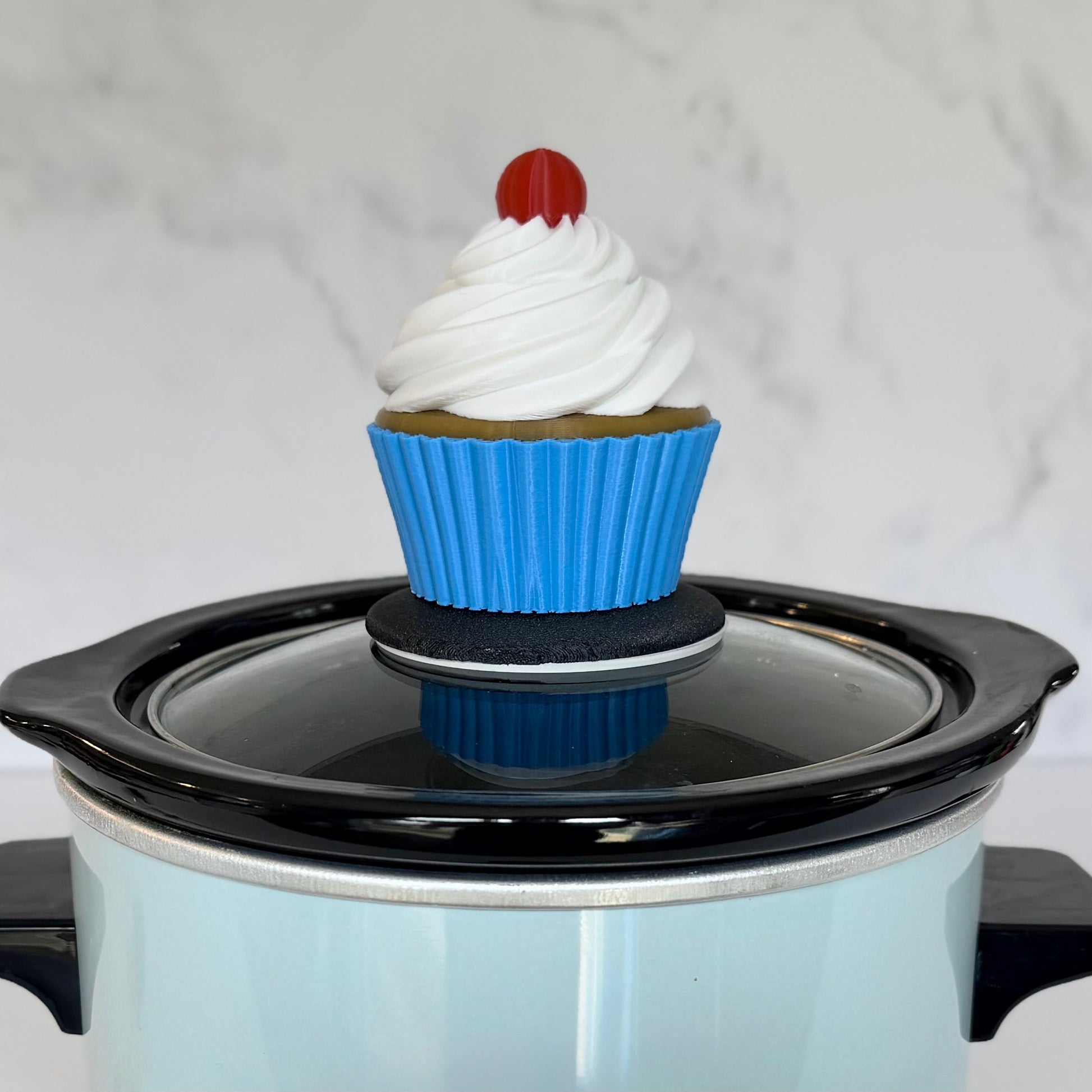 novelty interchangeable slow cooker handle cupcake with cherry on top